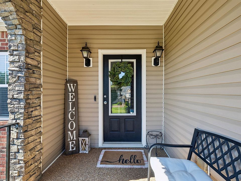 1st image of 1815 Baslia Ln