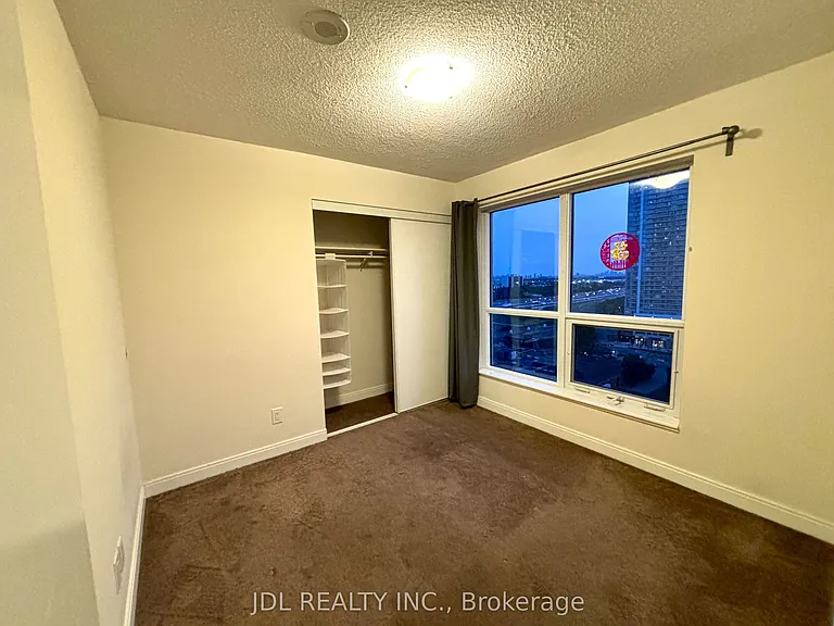 151 Village Green Sq #1804 — Photo 7