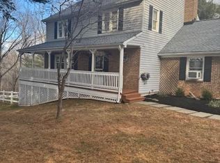 21841 Glendalough Rd, Gaithersburg, MD 20882