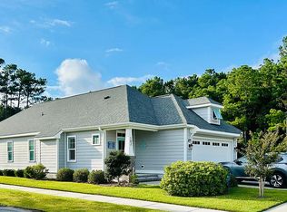 102 Harper St, Beaufort, NC 28516