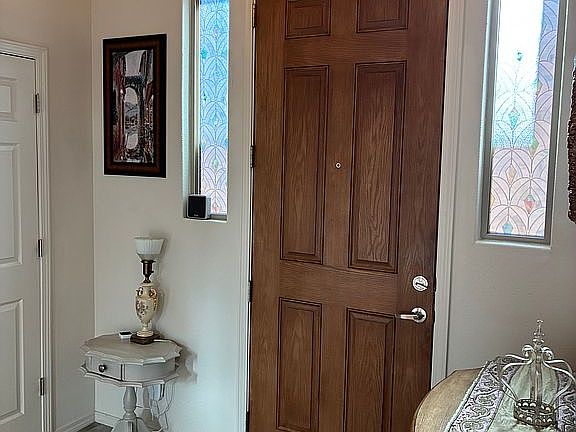 Foyer front door/side lites