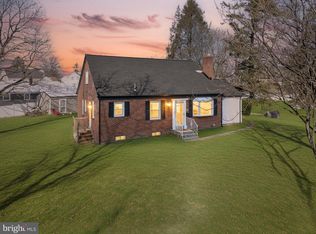 6 Cedar Rd, Wallingford, PA 19086