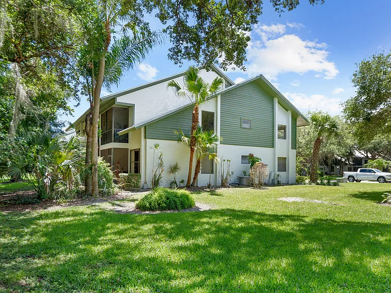 5280 SE Seascape Way #101 — Photo 6