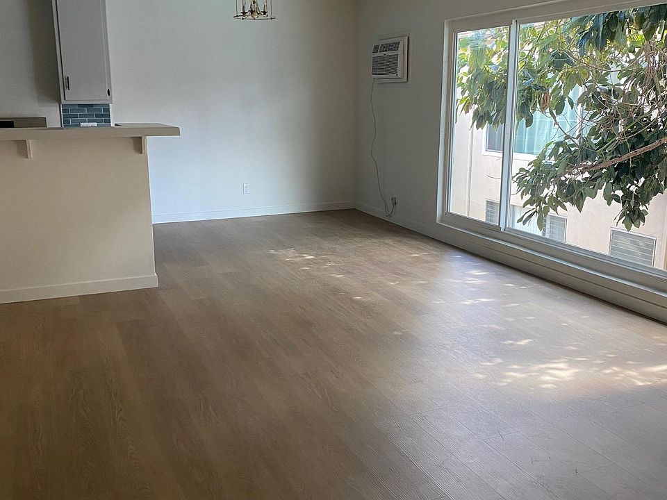1st image of 4650 Cahuenga Blvd APT 12