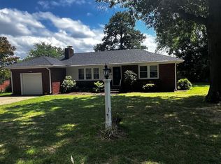 3813 Bruce Rd, Chesapeake, VA 23321