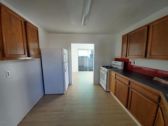 5th image of 169 Adams St