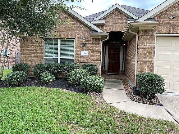 3rd image of 2203 Pearl Bay Ct