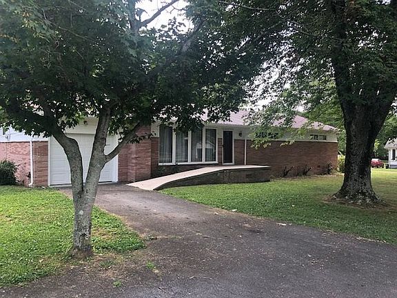 2nd image of 311 Dockery Ln SE
