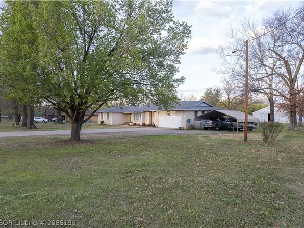 1704 Pleasant Valley Rd, Van Buren, AR 72956