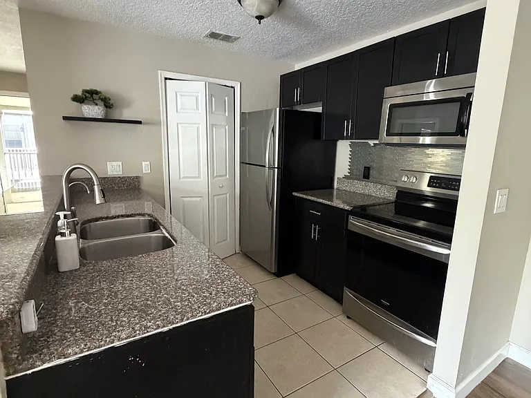 5980 Westgate Dr #201 — Photo 7
