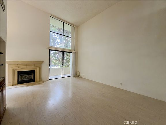 2nd image of 5987 Peacock Ridge Rd