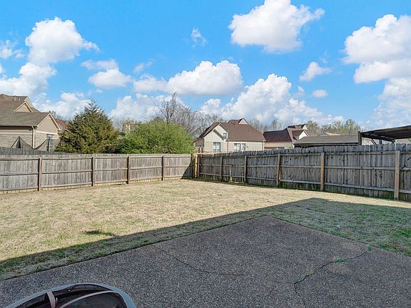 5th image of 4828 Pine Forest Dr