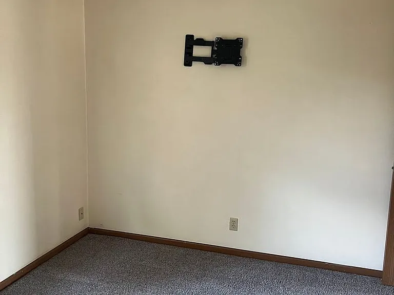 5104 Trotter Dr — Photo 4