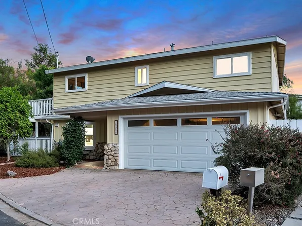 20908 Bandera St, Woodland Hills, CA 91364
