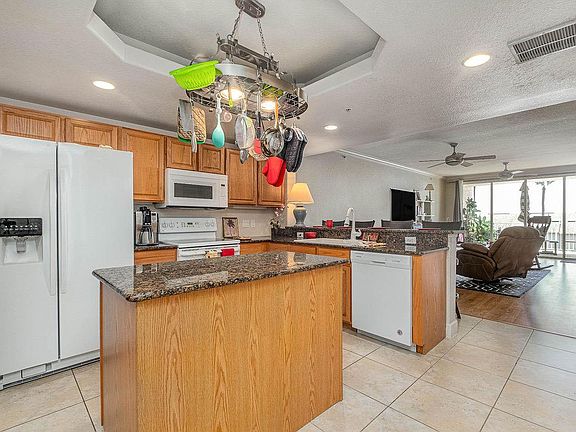 4th image of 816 Mystic Dr APT A308
