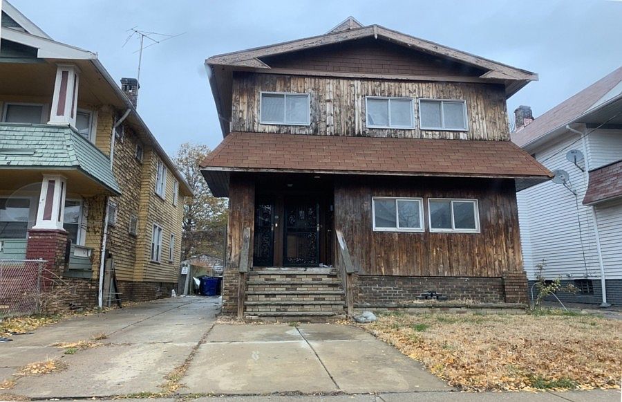 1st image of 12813 Edmonton Ave