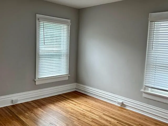 770 Linwood Ave — Photo 12