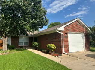 1320 Windstream St, Denton, TX 76209