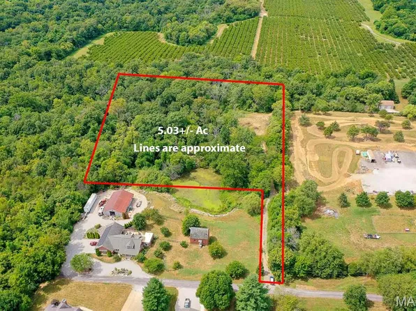 3225 Margaret Mary Ln, Belleville, IL 62221