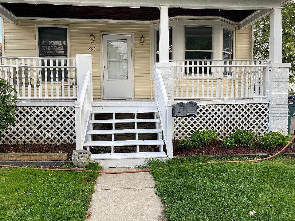 1st image of 852 E Bennette St