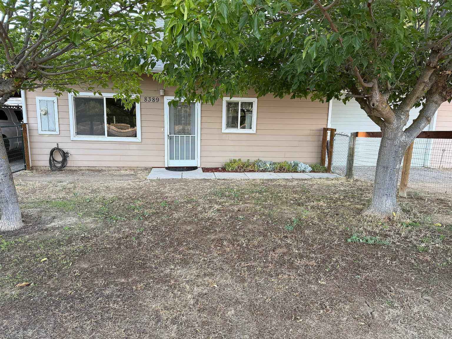8389 Plane View Pl — Photo 2