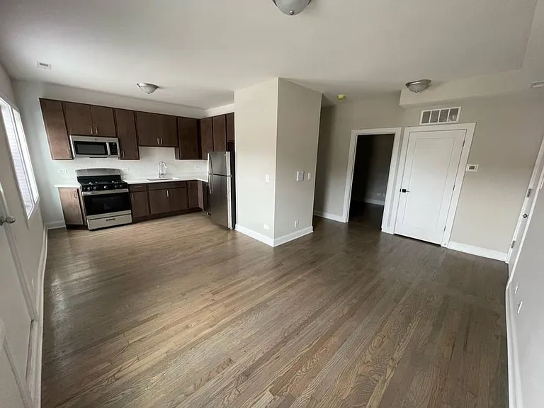 3409 Fullerton LLC — Photo 10