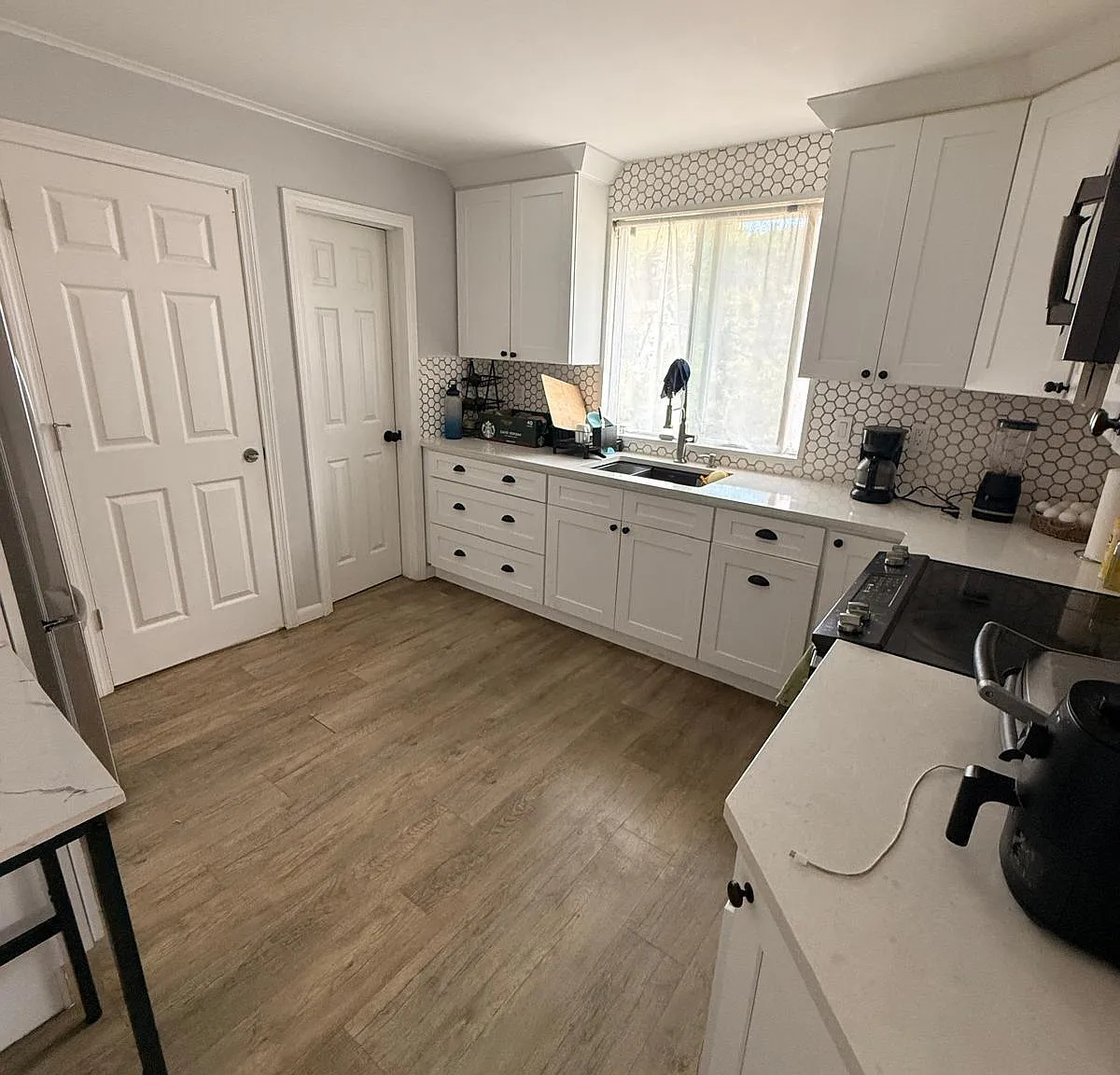 2 bed, 1.0 bath, 1662 sqft, $2,100 — Photo 4