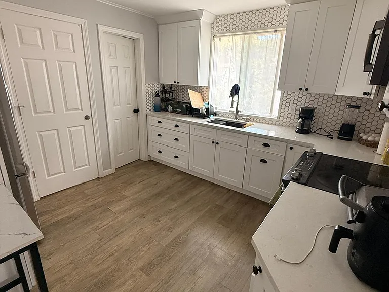 64 Horace St #2 — Photo 4