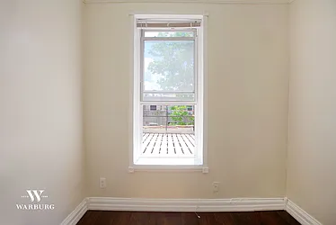 Rented by Warburg