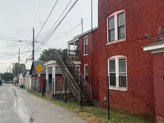 2nd image of 32 N Tremont St APT 1