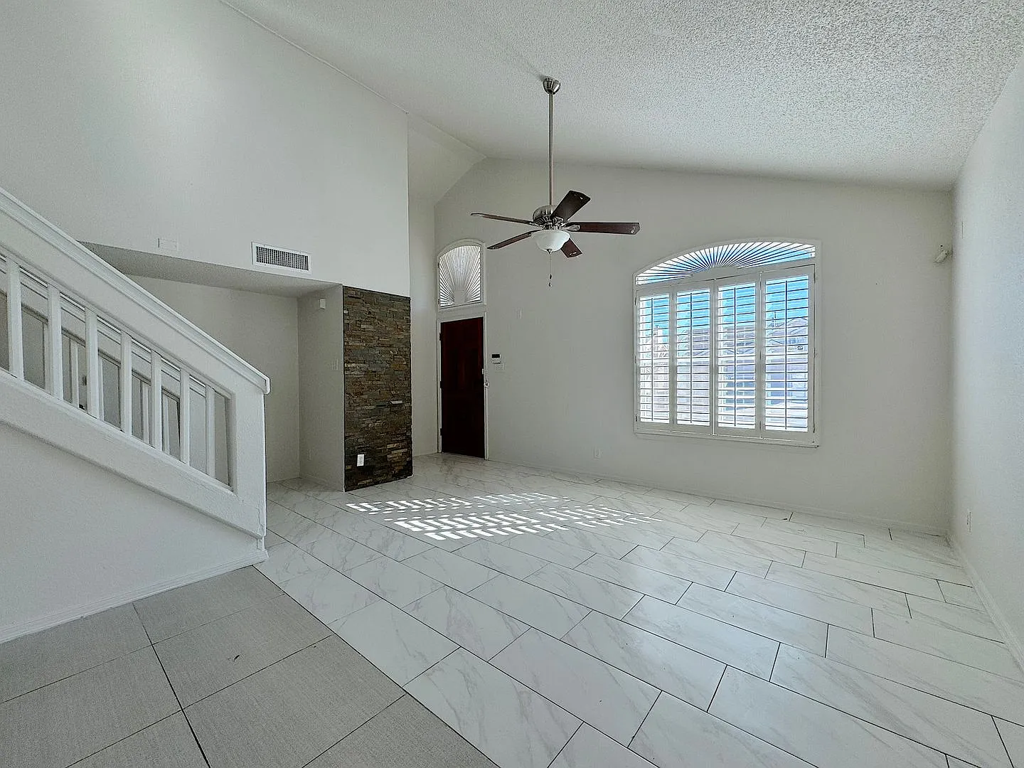 Northeast El Paso 3 Bed Refrig A/C — Photo 2