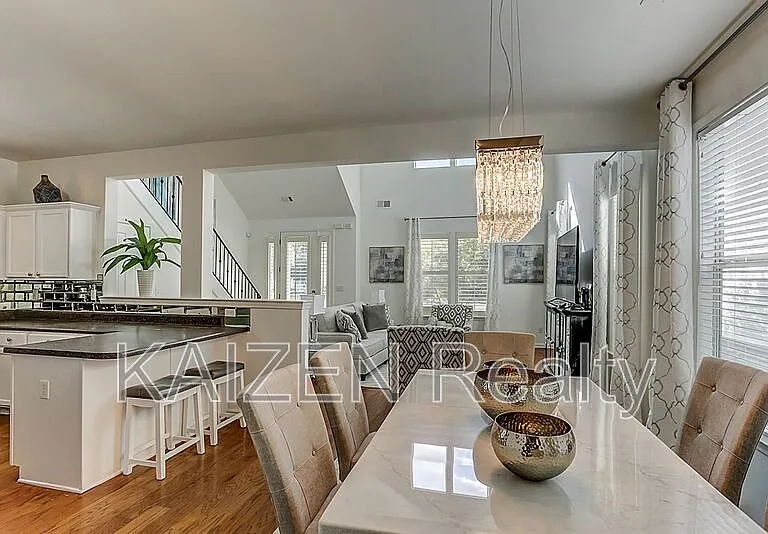 1338 Harbor Park Dr — Photo 22