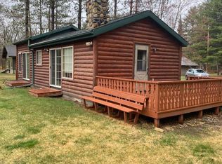 N15489 Hardwoods Rd, Amberg, WI 54102