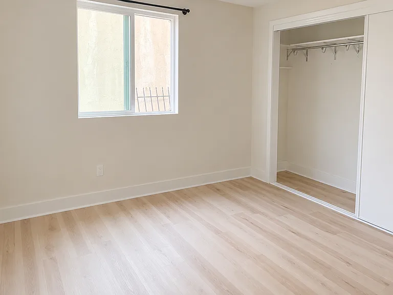 8211 S Harvard Blvd — Photo 6
