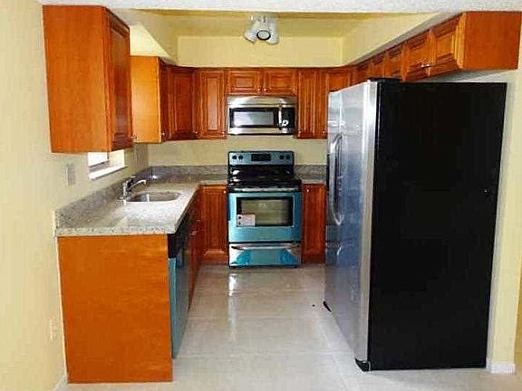5th image of 11101 Royal Palm Blvd APT 220