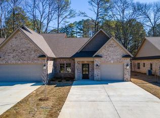 3002 Parkstone Pointe NW, Cleveland, TN 37312