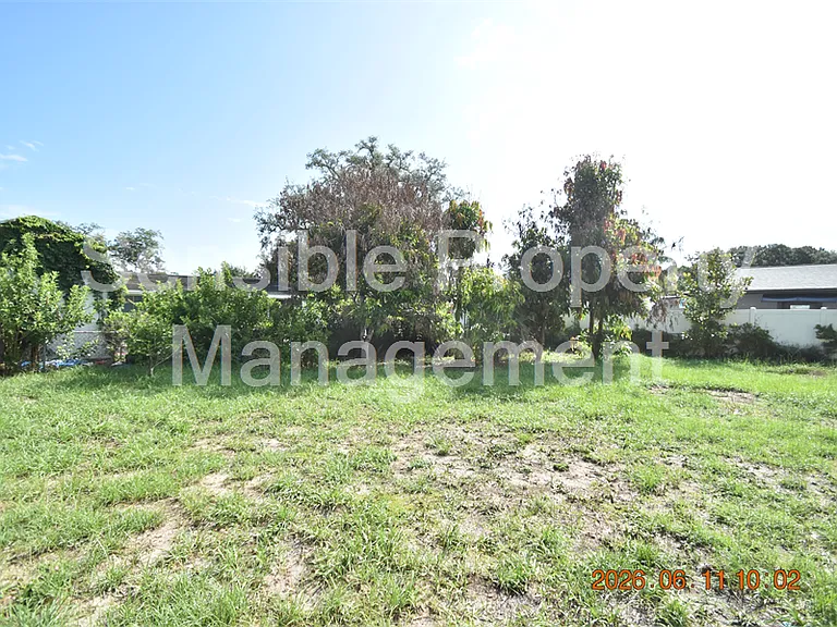 1906 E Bougainvillea Ave — Photo 31