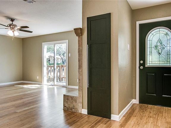 4th image of 4829 Alta Oaks Ln