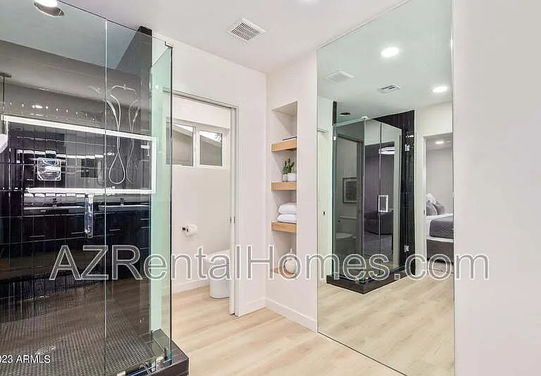 3005 N 81st Pl — Photo 23