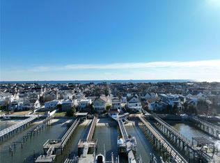 87 Bay St, East Atlantic Beach, NY 11561