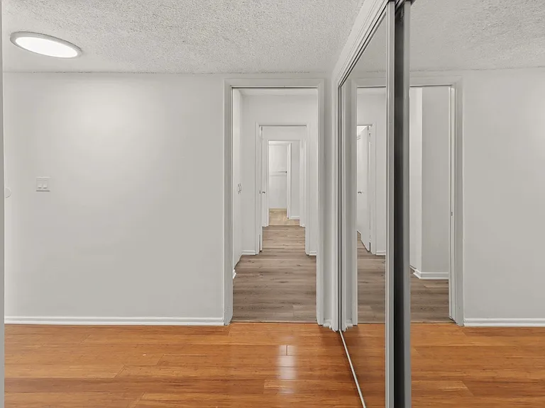 11946 Montana Ave #103 — Photo 11