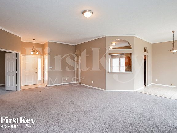 4th image of 515 Palmyra Dr