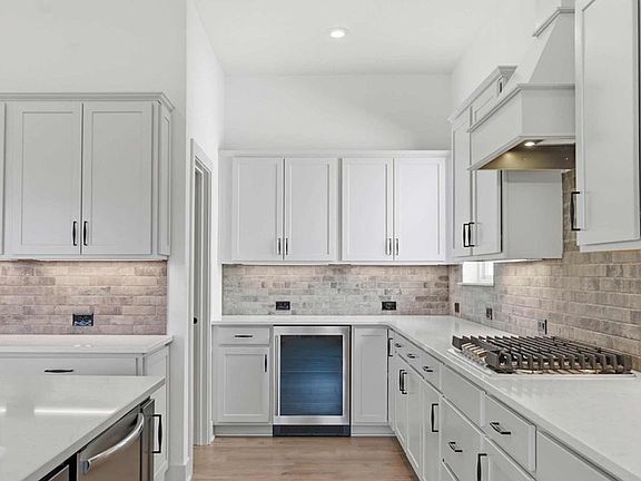 The Elkhart - Kitchen