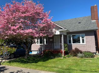 3809 SE Cora St #1, Portland, OR 97202
