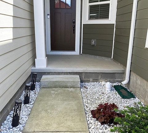 2nd image of 162 Wicklow Dr