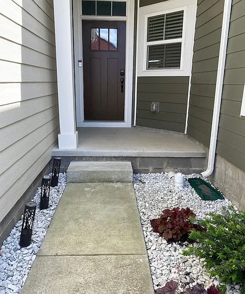 162 Wicklow Dr — Photo 2