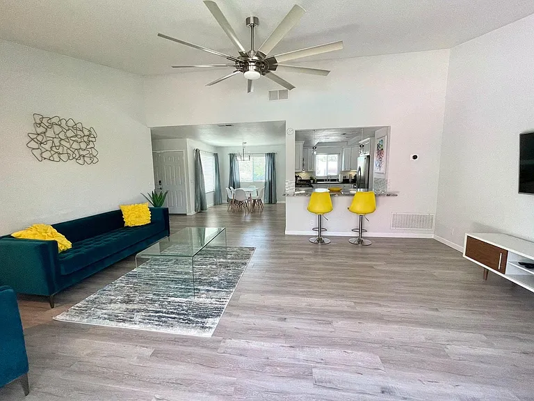 67200 Tamara Rd — Photo 37