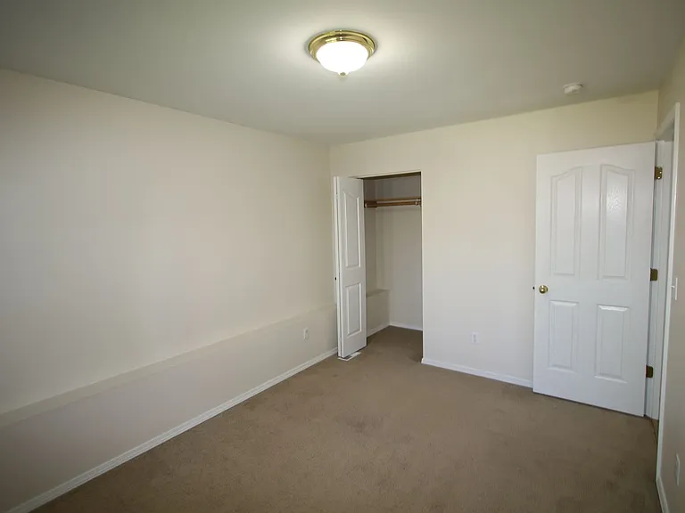8926 Meadow Park Cir — Photo 11