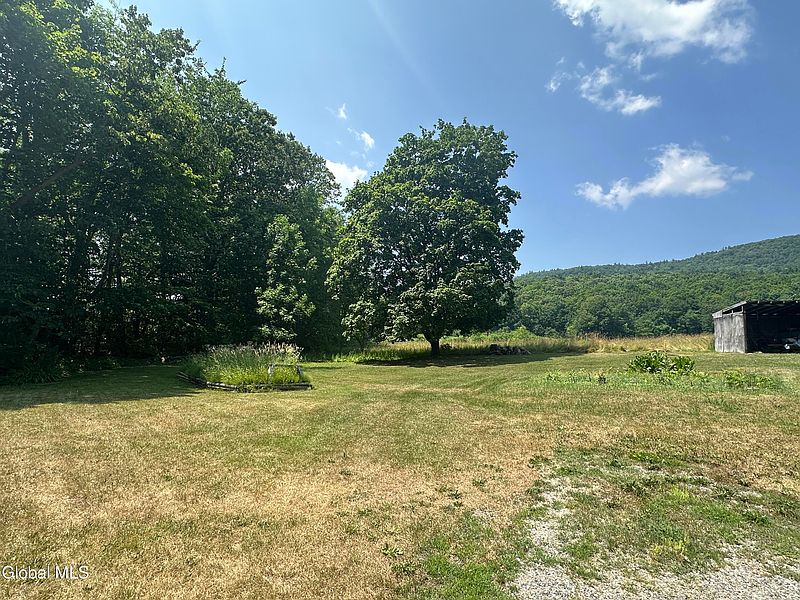 2nd image of 2075 NYS Route 9N