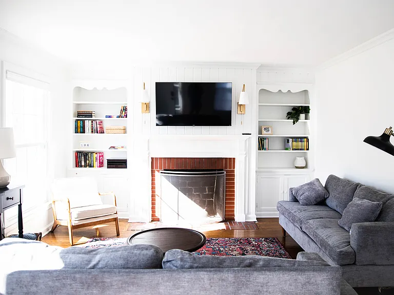 5527 Broadway St — Photo 12